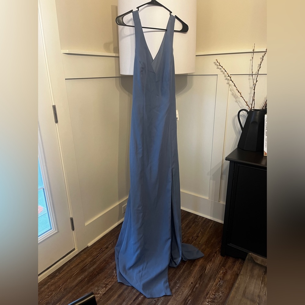 THREAD Gown